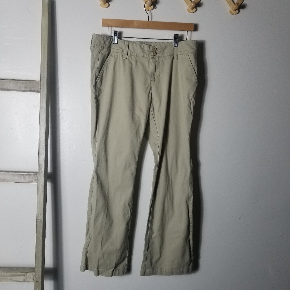 ARIZONA JEANS CO LIGHT KHAKI PANTS SIZE 13 SHORT